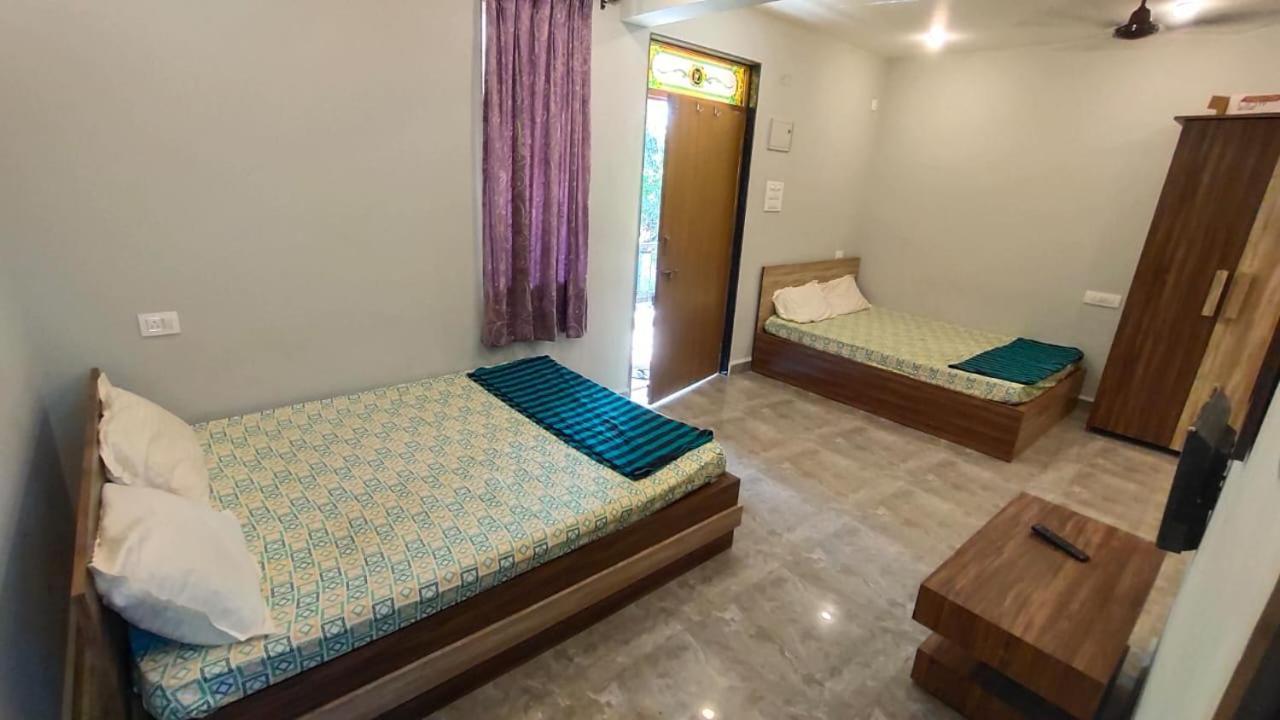 Godwill Kimo Guest House Seraulim Madgaon Exterior photo